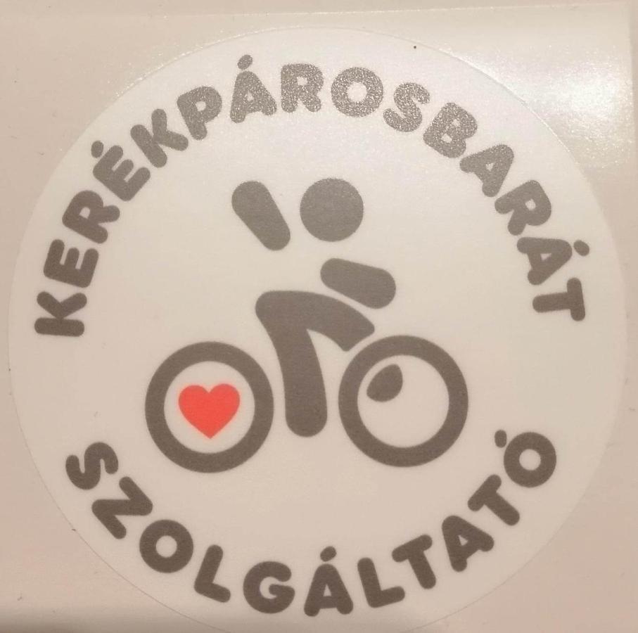 őrálló Szer Kemping